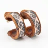 aretes madera con macrame santiago rugeles